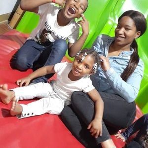 Meet your Posher, Denasha